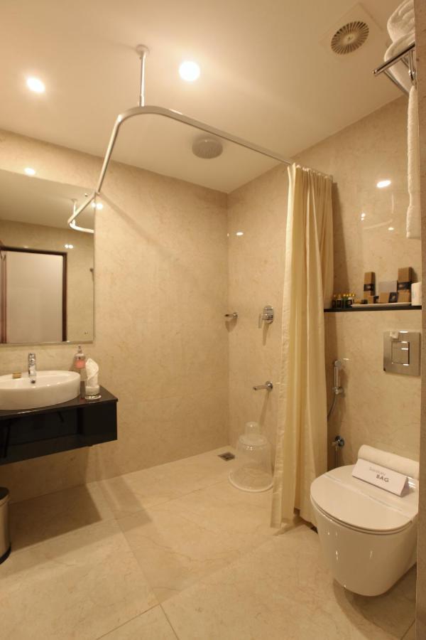 Hotel Prince Kāladi Zewnętrze zdjęcie