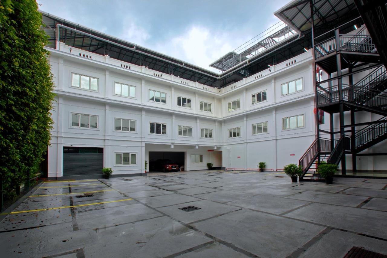 Hotel Prince Kāladi Zewnętrze zdjęcie
